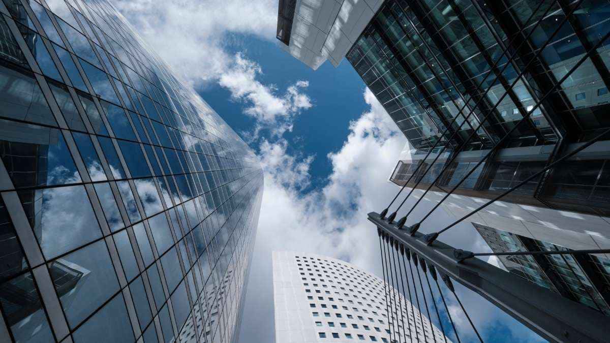 Como funciona a emissão de fundos imobiliários? Descubra!