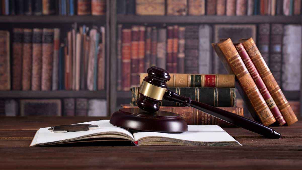 Lei que proíbe câmeras com áudio no trabalho: entendendo a regulamentação