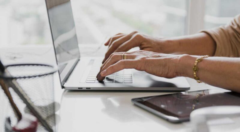 Curiosidade e comportamento: o que leva tantas pessoas a pesquisar sobre opções de investimento