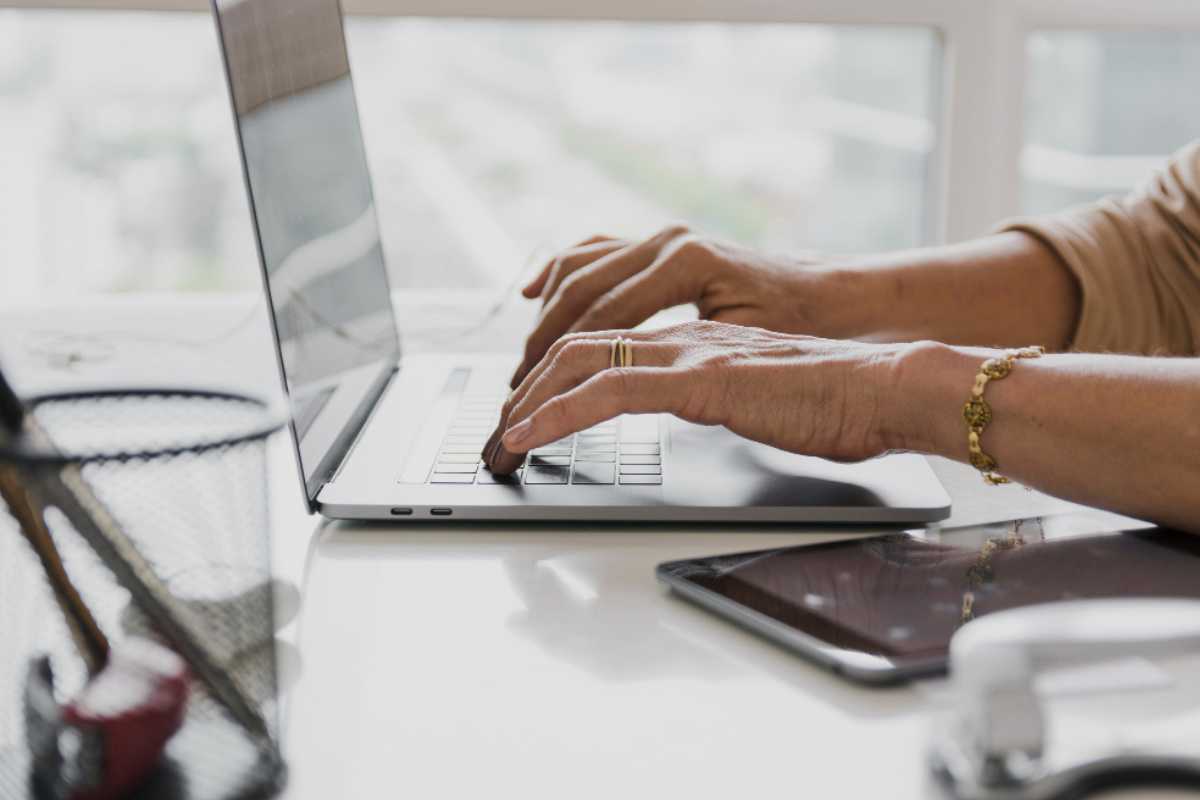 Curiosidade e comportamento: o que leva tantas pessoas a pesquisar sobre opções de investimento