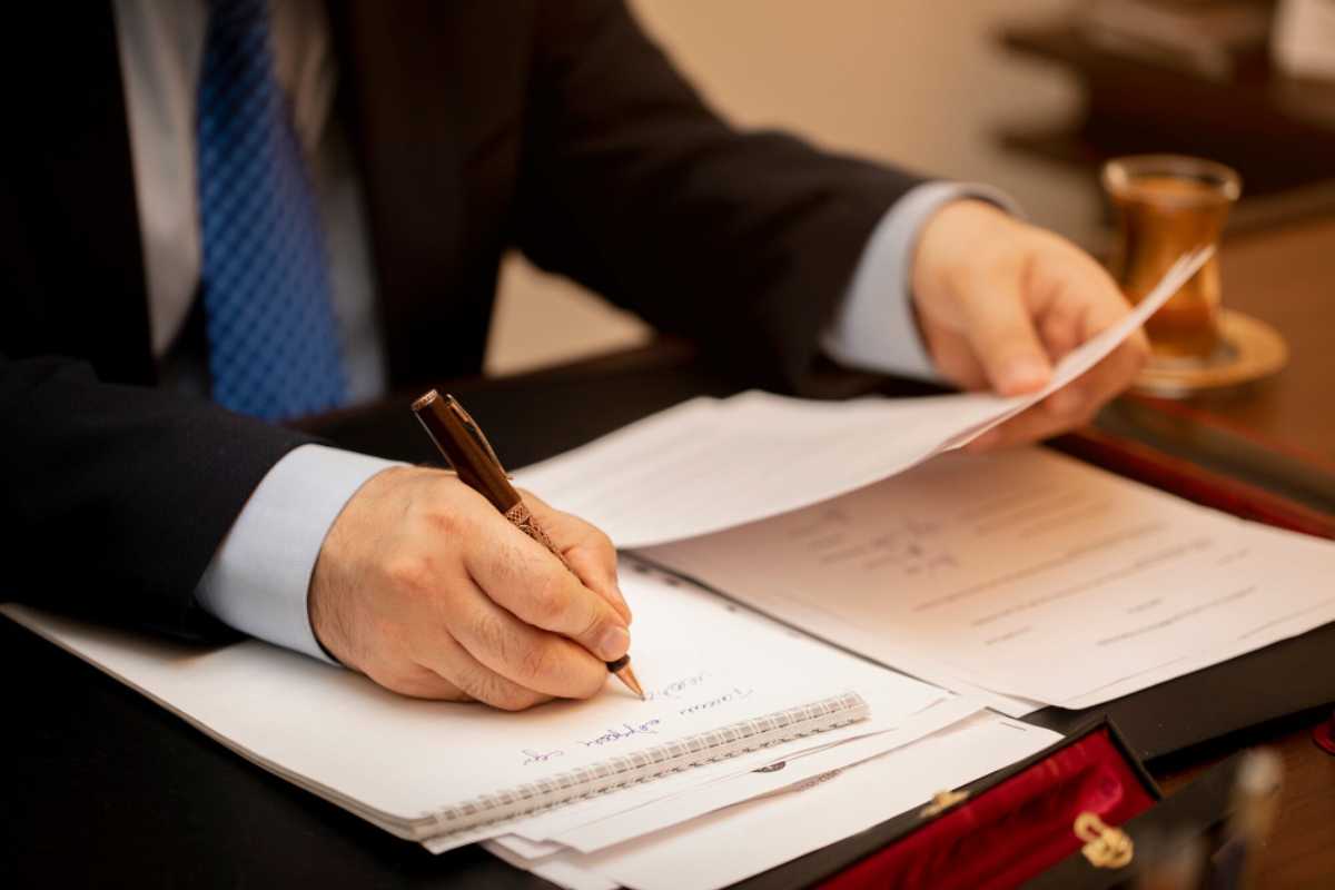 Direitos Trabalhistas: O Que Todo Trabalhador Precisa Saber Para Não Ser Pego de Surpresa